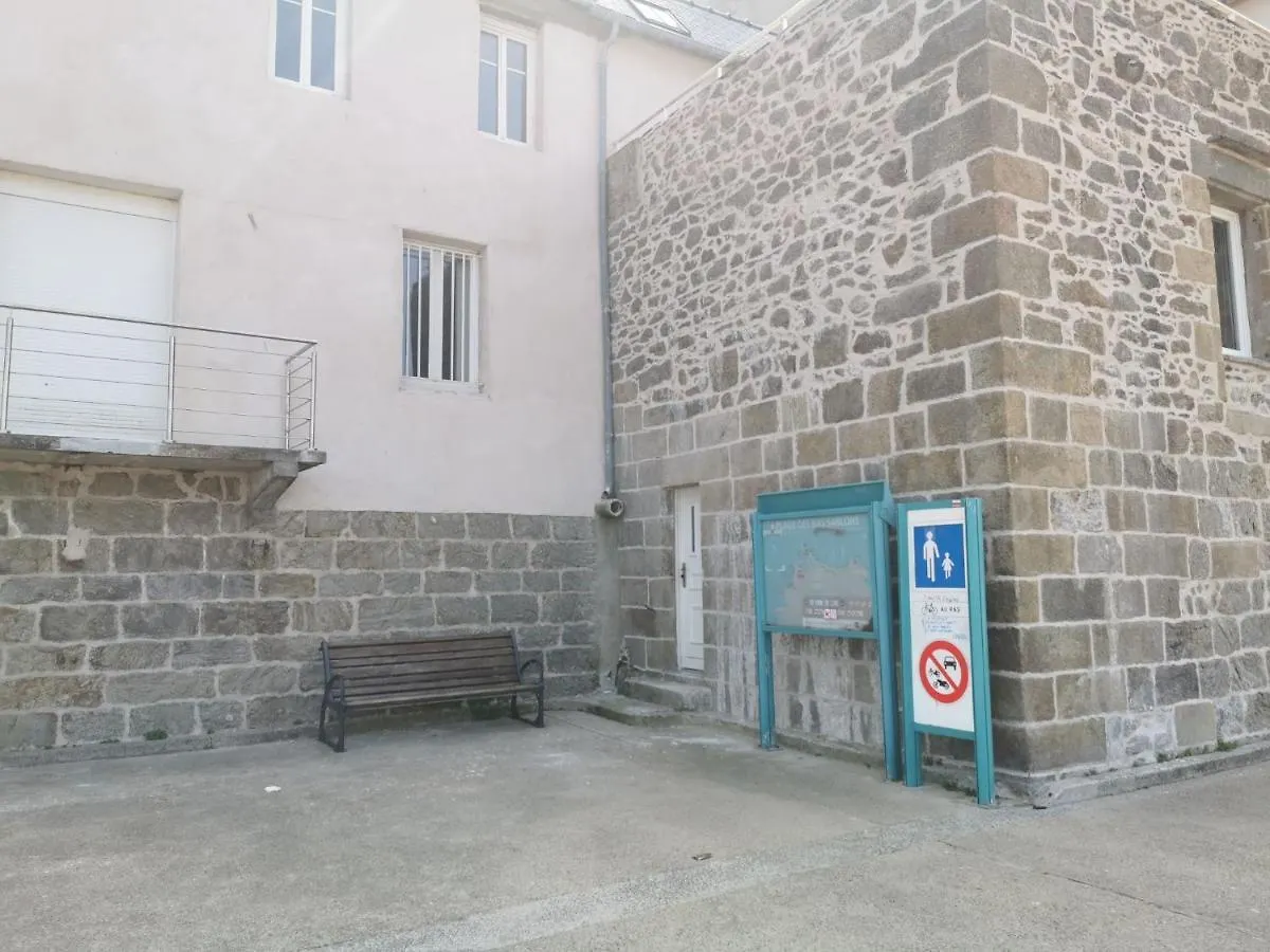 Apartment Dauphine Saint-Malo France